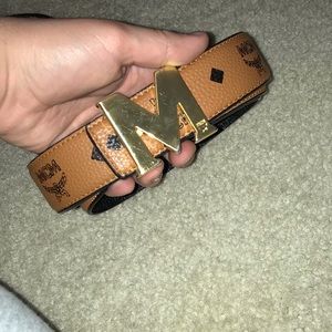 Mcm reversible belt